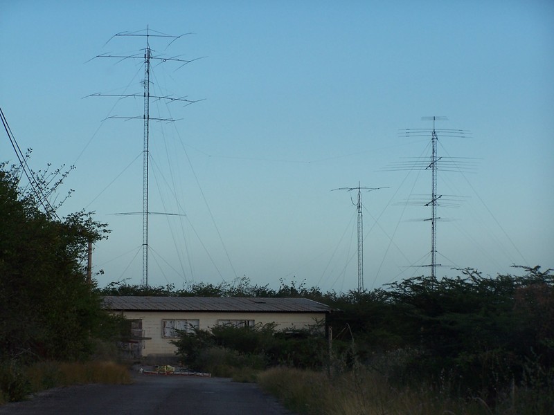 PJ2T towers. NOTE building in foreground is NOT the PJ2T house.