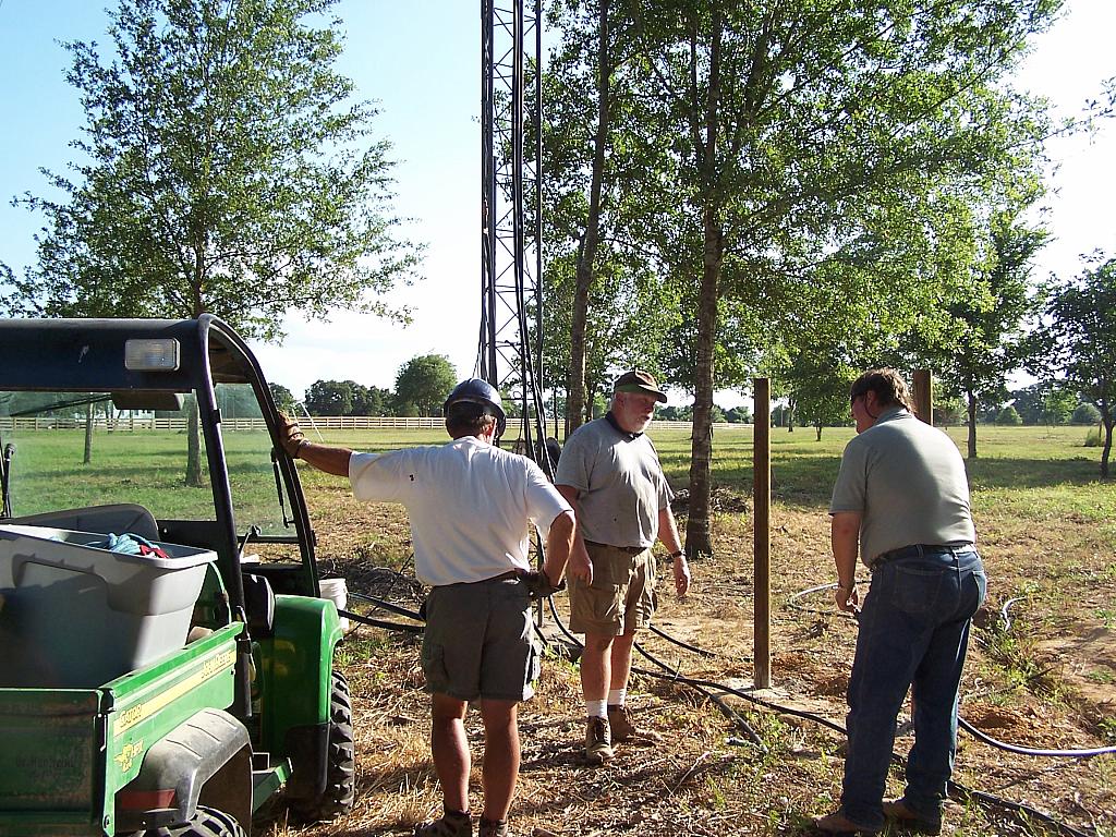L to R  W2GD, K4ZA, NR5M, at base of 40M tower